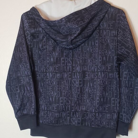 And1 Boy's warm up hooded jacket - Picture 2 of 6